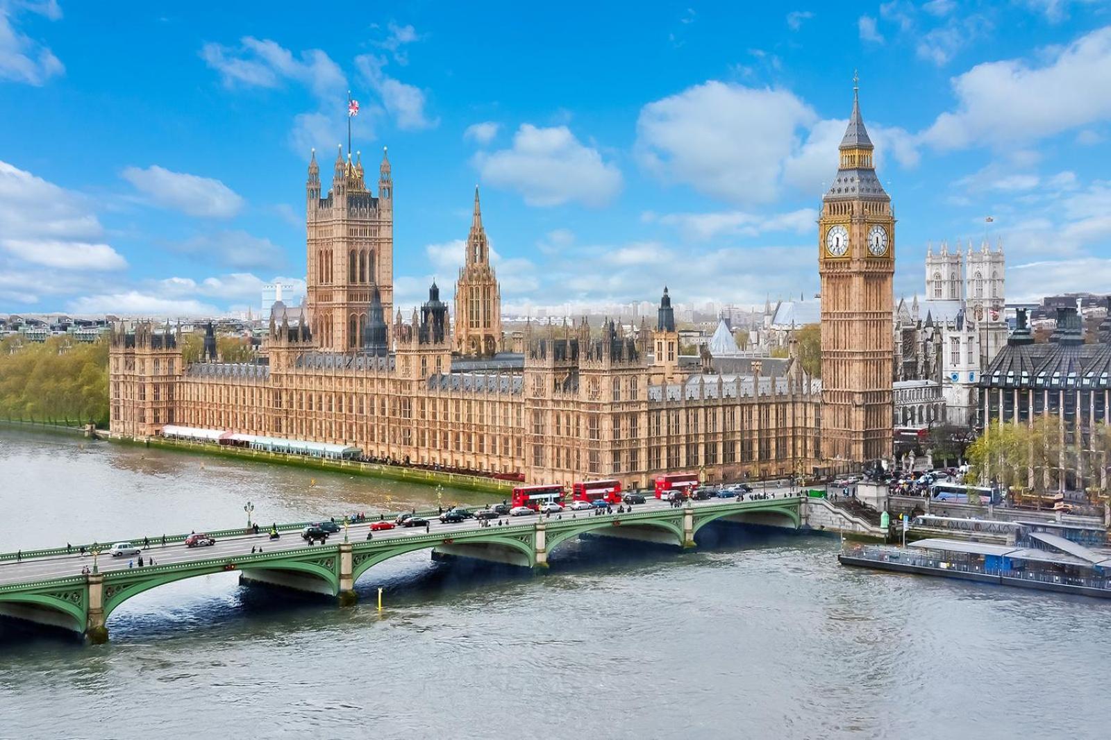 3 Bedroom Apartment With Private Terrace In Pimlico, Westminster, Victoria London Eksteriør billede