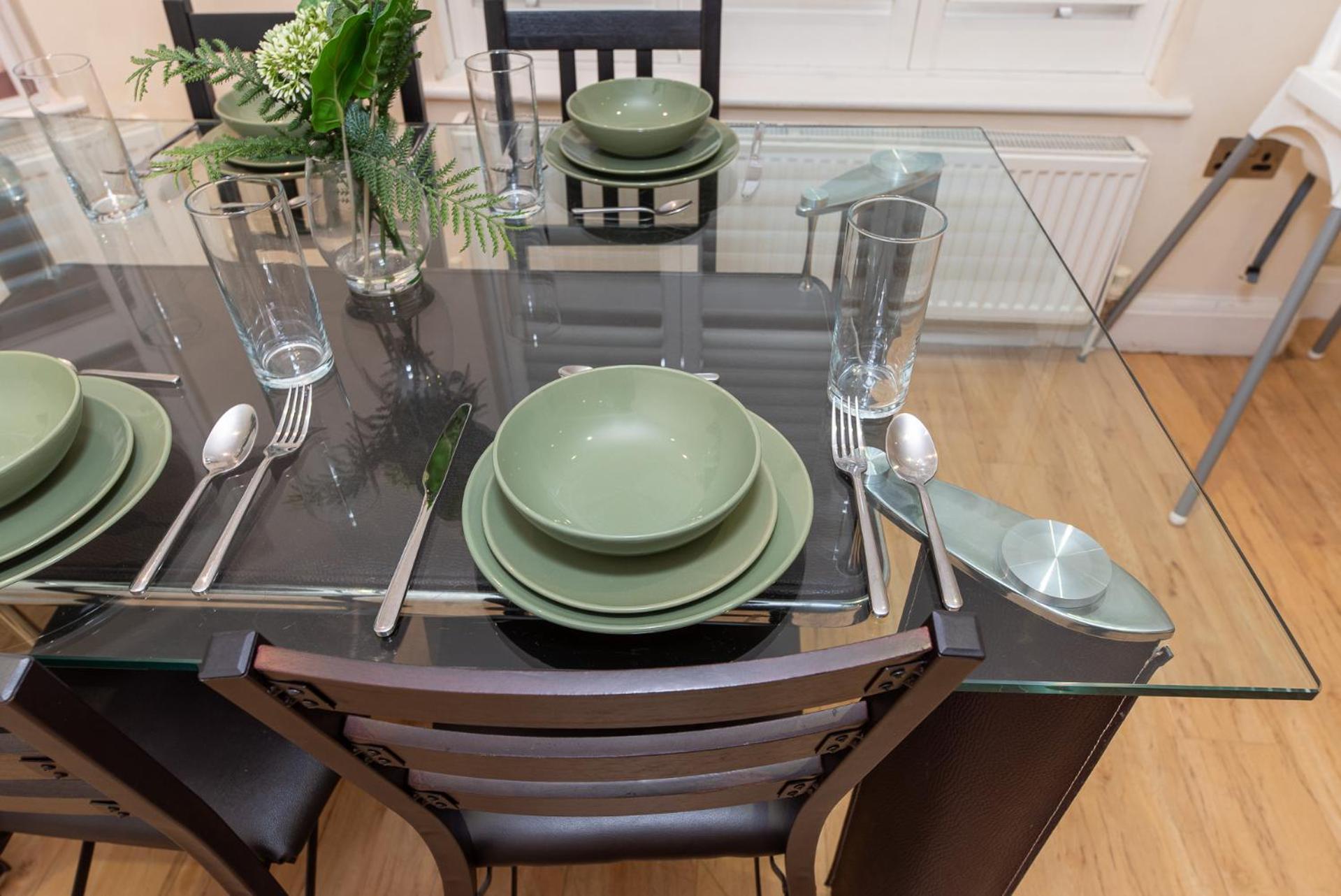 3 Bedroom Apartment With Private Terrace In Pimlico, Westminster, Victoria London Eksteriør billede