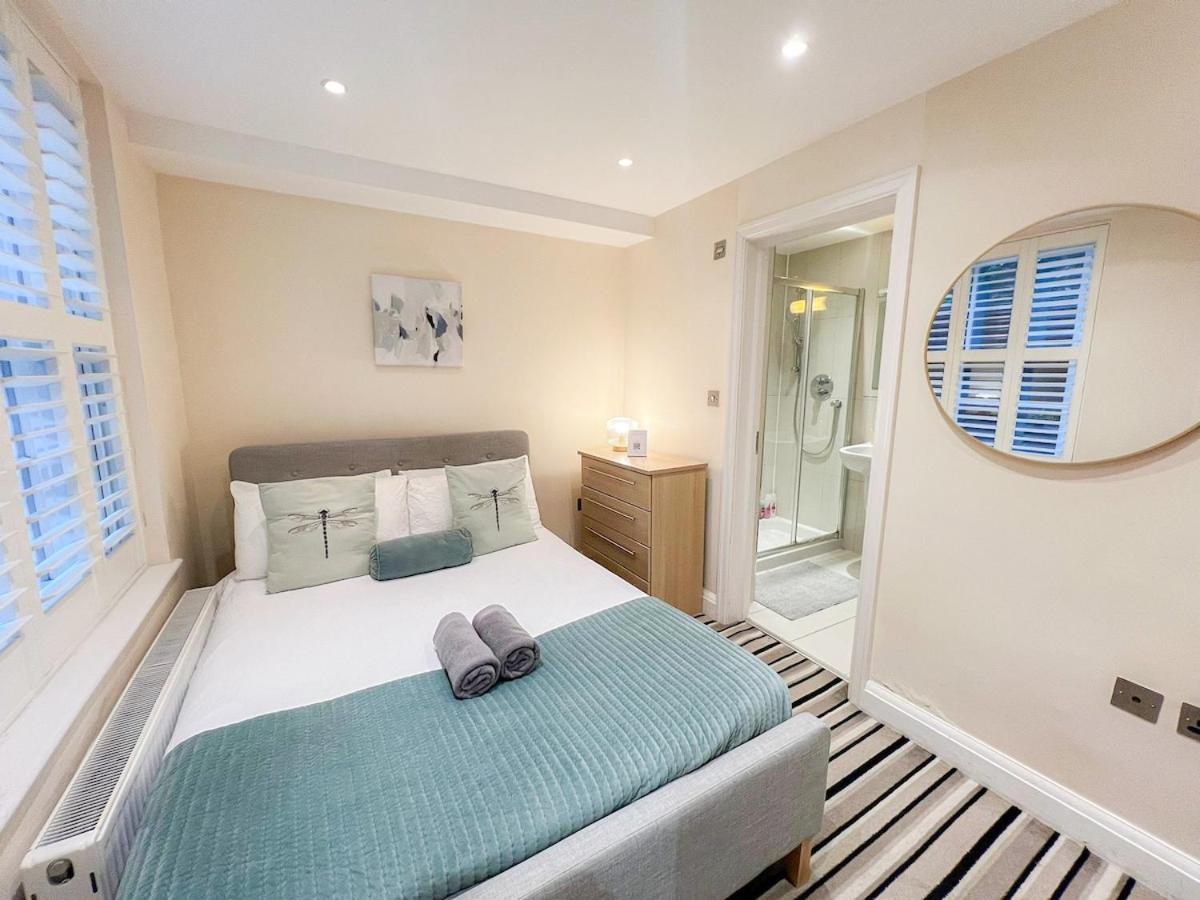 3 Bedroom Apartment With Private Terrace In Pimlico, Westminster, Victoria London Eksteriør billede