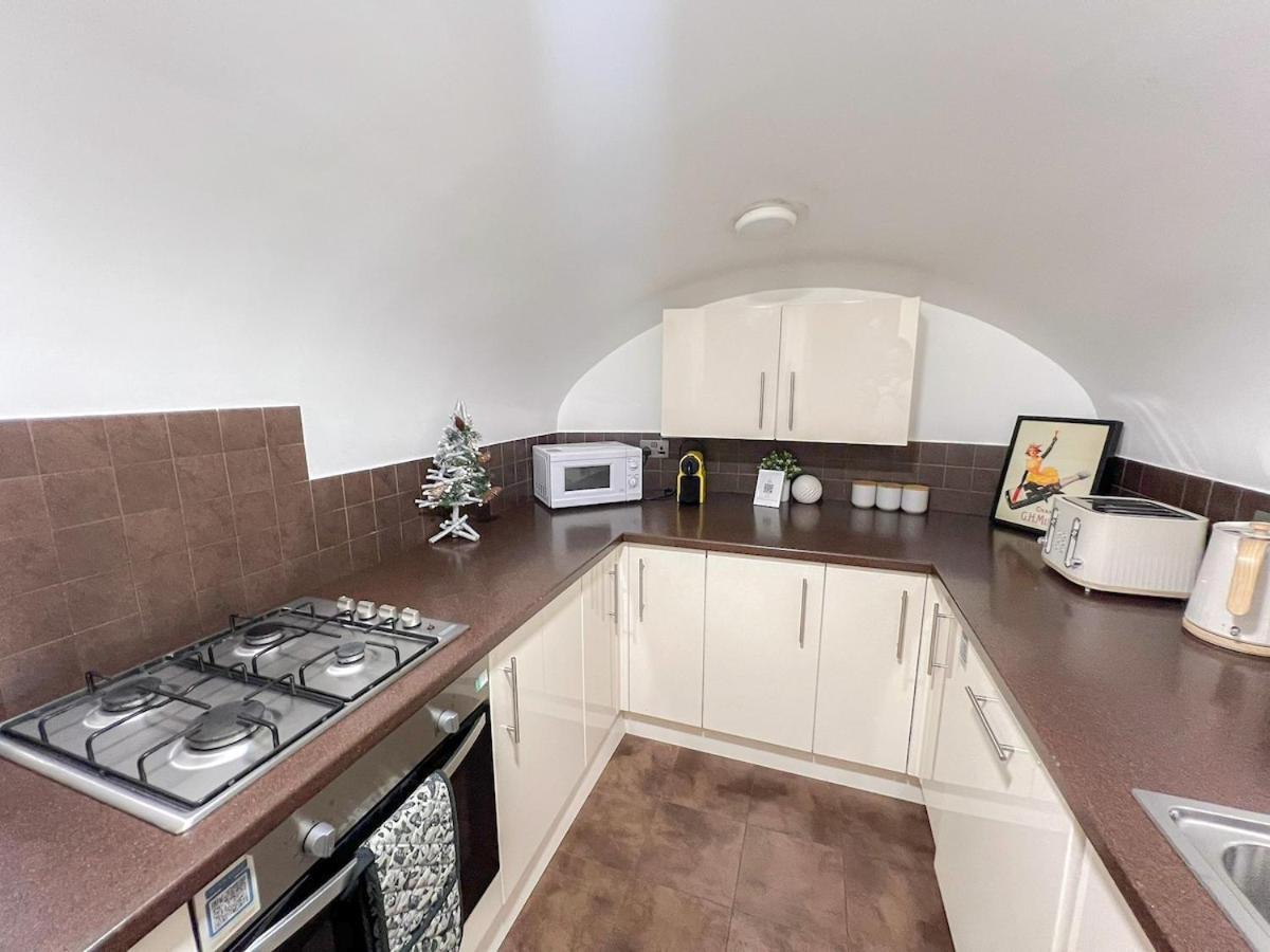 3 Bedroom Apartment With Private Terrace In Pimlico, Westminster, Victoria London Eksteriør billede